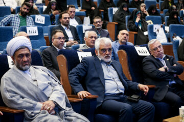 محمدمهدی طهرانچی رئیس دانشگاه آزاددر همایش روز ملی بسیج اساتید