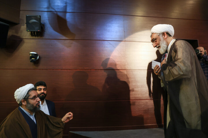 نشست انتخاباتی «مصطفی پورمحمدی» با طلاب
