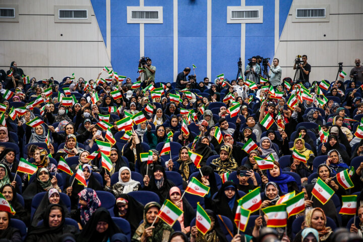 گردهمایی زنان در حمایت از«محمدباقر قالیباف»