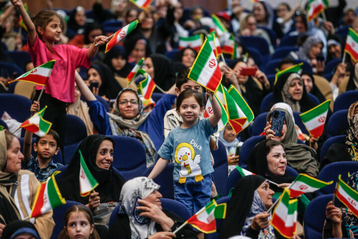 گردهمایی زنان در حمایت از«محمدباقر قالیباف»