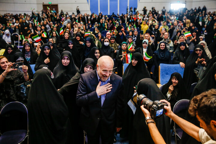 گردهمایی زنان در حمایت از«محمدباقر قالیباف»