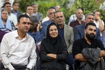 تماشای دومین مناظره چهاردهمین انتخابات ریاست جمهوری- شیراز