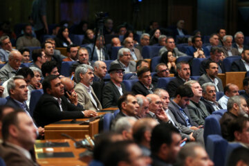 نشست انتخاباتی «محمد باقر قالیباف» با نمایندگان اصناف