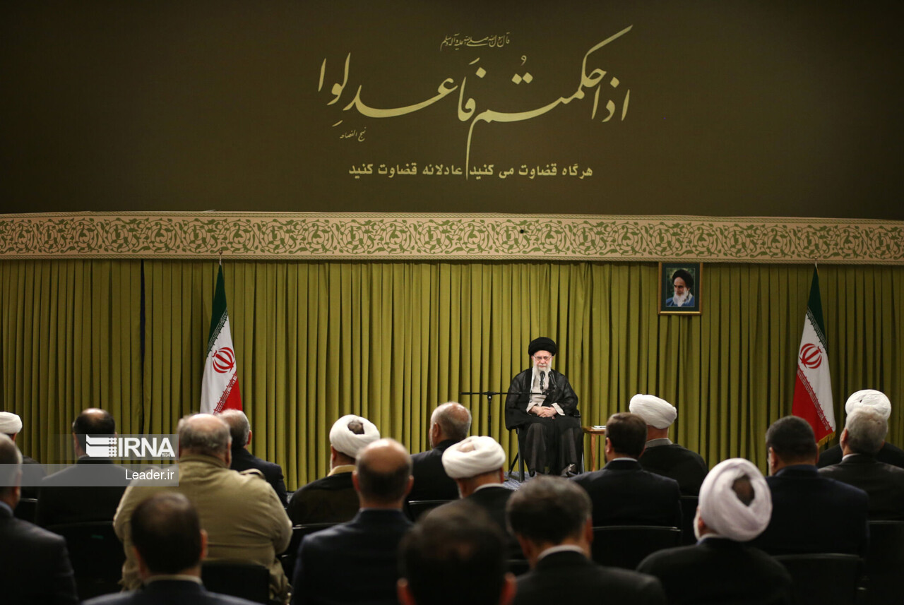 Встреча главы и чиновников судебной власти с лидером Исламской революции