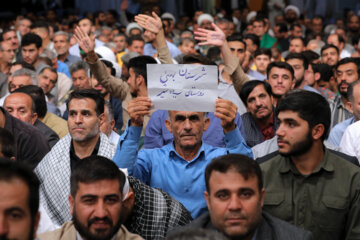 دیدار جمعی از مردم بار هبر انقلاب در سالروز عید غدیر