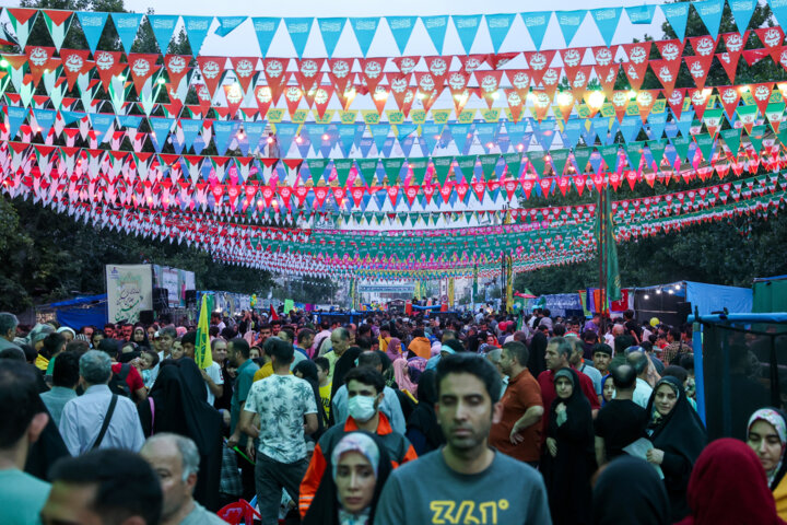 Imágenes: Festejan Eid al-Qadir en Teherán
