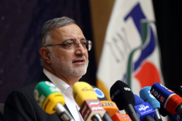 نشست انتخاباتی «علیرضا زاکانی» در دانشگاه تهران
