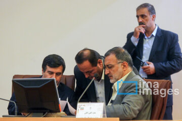علیرضا زاکانی، نامزد انتخابات چهاردهمین دوره ریاست جمهوری - نخستین نشست مشترک وزیر کشور بااستانداران و دبیران کل 80 حزب وتشکل سیاسی