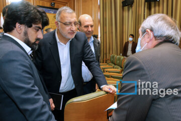 علیرضا زاکانی، نامزد انتخابات چهاردهمین دوره ریاست جمهوری - 
جلسه شورای شهر تهران