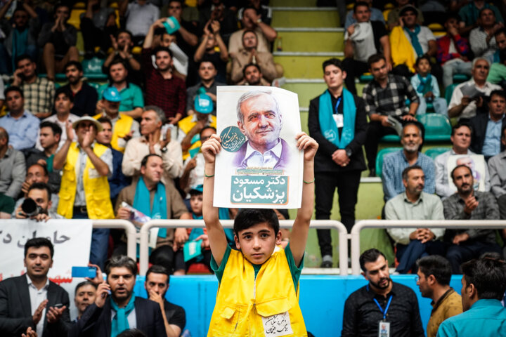 گردهمایی انتخاباتی هواداران «مسعود پزشکیان» در اردبیل