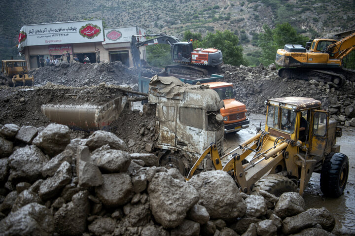 آخرین وضعیت سیل در سوادکوه؛ از تداوم امدادرسانی تا پاکسازی جاده