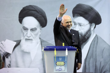 انتخابات چهاردهمین دوره ریاست جمهوری- حسینیه جماران