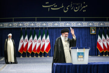 Supreme Leader Casts His Vote in Iran's 14th Presidential Election