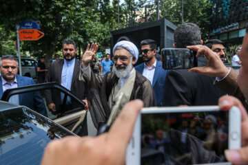انتخابات چهاردهمین دوره ریاست جمهوری- حسینیه ارشاد