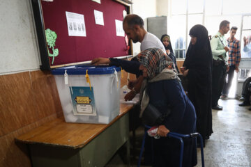 آغاز رای گیری دور دوم انتخابات ریاست جمهوری در همدان