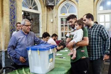 انتخابات چهاردهمین دوره ریاست جمهوری- مسجد لرزاده