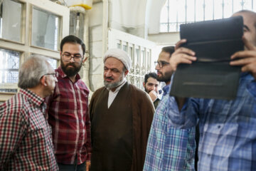 حضور حجت الاسلام حمیدرسایی نماینده مردم تهران در مجلس شورای اسلامی در مسجد لرزاده