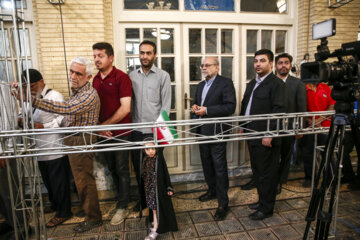 حضور محمدباقر ذوالقدر دبیر مجمع تشخیص مصلحت نظام در مسجد لرزاده