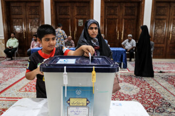 Iran : la 14ème élection présidentielle à l’île de Kish dans le sud de l’Iran 