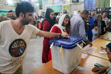 انتخابات چهاردهمین دوره ریاست جمهوری- حسینیه مکتب الصادق