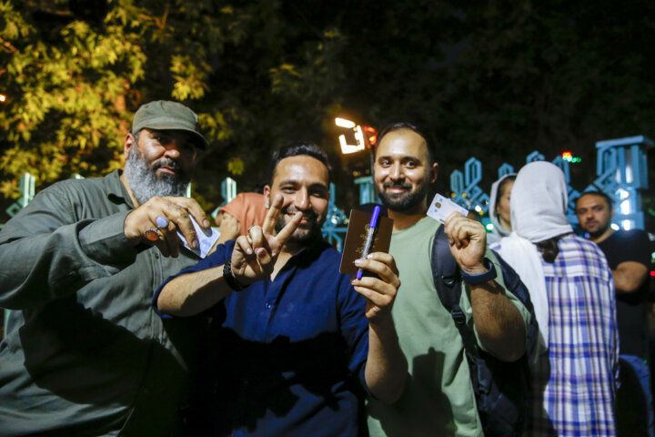 روزی به نام مردم و مشارکتی به وسعت یک ملت