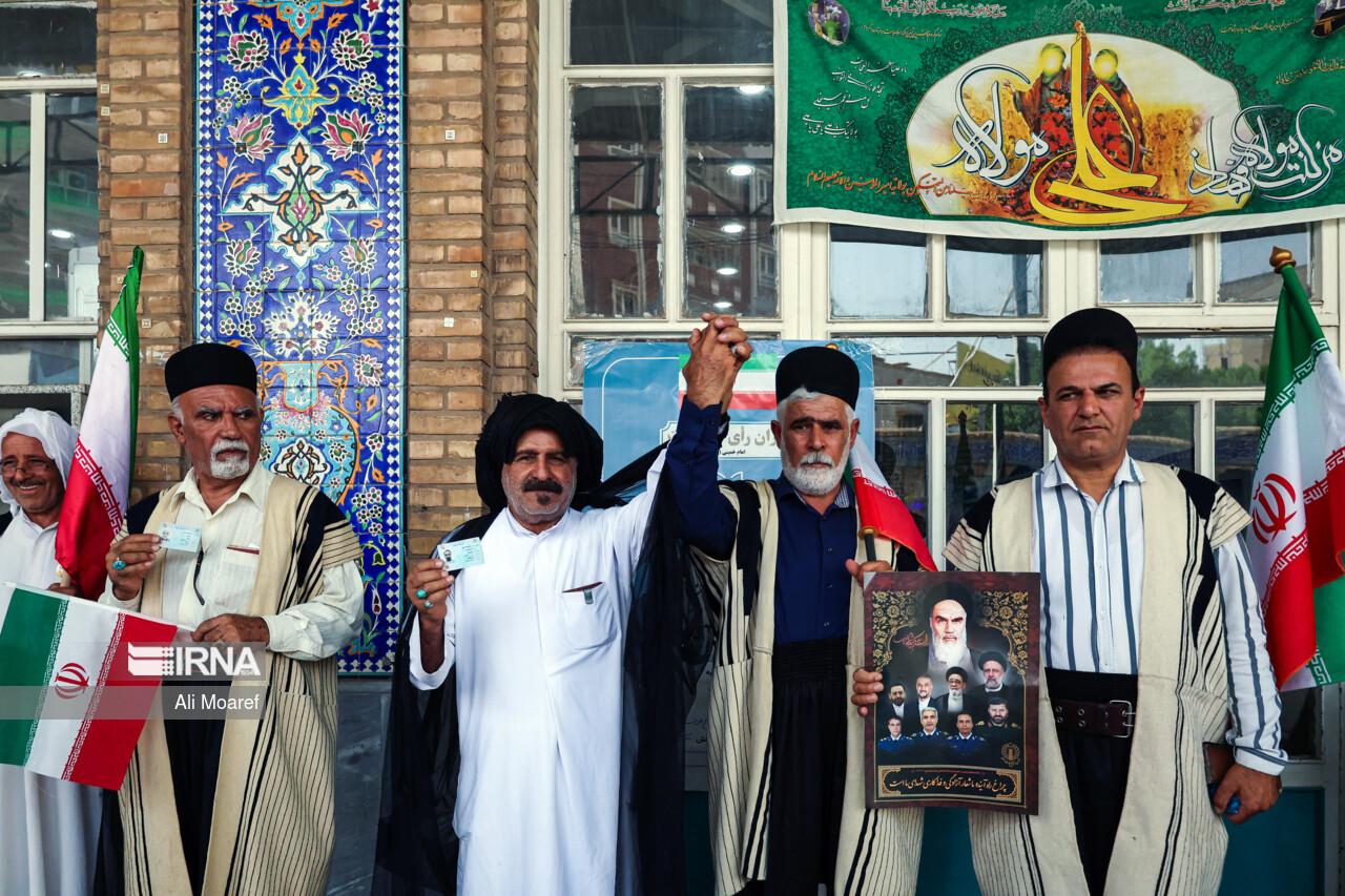 فیلم | گرما مانع حضور پرشور مردم خوزستان در انتخابات نشد فیلم | گرما مانع حضور پرشور مردم خوزستان در انتخابات نشد