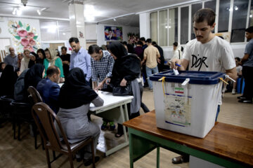 شور مردم شرق کرمانشاه برای حضور در دور دوم انتخابات ریاست جمهوری