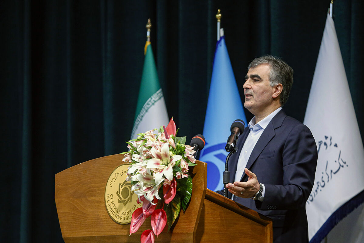 مهار تورم هدف اصلی بانک مرکزی است/ رشد ۴.۲درصدی اقتصاد ایران در بهار ۱۴۰۳ مهار تورم هدف اصلی بانک مرکزی است/ رشد ۴.۲درصدی اقتصاد ایران در بهار ۱۴۰۳