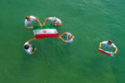 Les vétérans se baignent pour honorer les victimes de l'acte inhumain des États-Unis contre un Airbus d'Iran Air