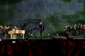 Alireza Qorbani Music Concert in Persepolis