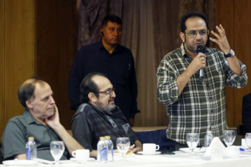 «احسان عبدی پور» در دیدار اهالی فرهنگ و هنر با «مسعود پزشکیان»