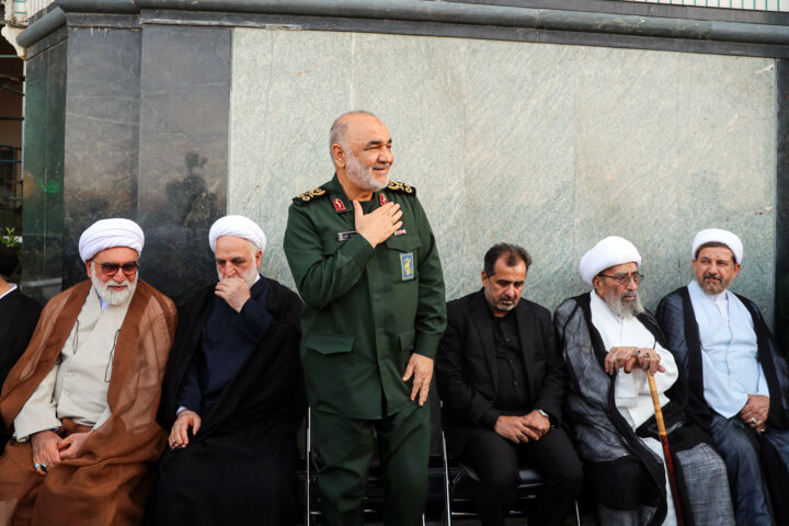 مراسم چهلمین روز شهادت رییس جمهور در مشهد