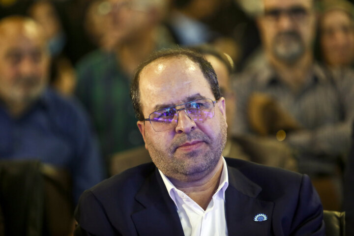 انتخاب معاون اول از میان چهرههای علمی مایه خرسندی دانشگاهیان است