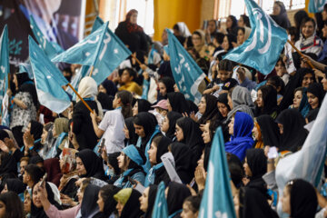 گردهمایی انتخاباتی هواداران «مسعود پزشکیان» در شهرکرد