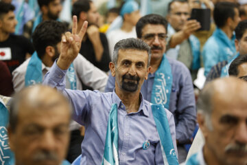 گردهمایی انتخاباتی هواداران «مسعود پزشکیان» در شهرکرد