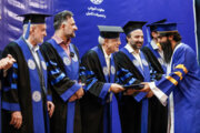 Ceremonia de Graduación de Estudiantes de la Universidad Sharif