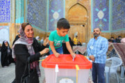 ایران میں صدارتی انتخابات کے دوسرے مرحلے کا انعقاد، اصفہان میں پولنگ