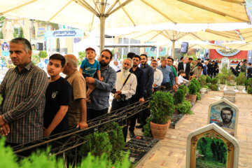 En image : la participation en hausse pour le second tour de la présidentielle en Iran
