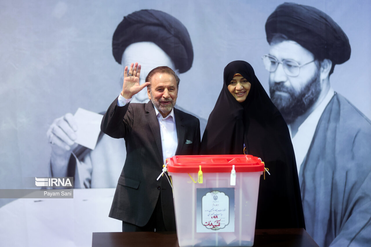 مرحله دوم انتخابات چهاردهمین دوره ریاست جمهوری- حسینیه جماران