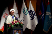 فرهنگ در شکل کتاب استمرار پیدا می‌کند/ تجلیل از برگزیدگان جایزه کتاب‌سال