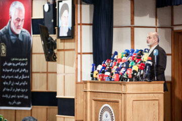 Conferencia de prensa del ministro del Interior de Irán 