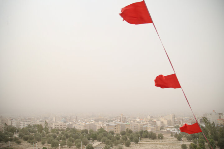 گرد و خاک در تهران تا یکشنبه ماندگار است