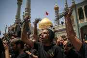 Musulmanes chiíes conmemoran el día de Ashura en Qom