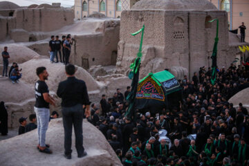 آیین عزاداری زارخاک در روستای قورتان