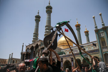 Musulmanes chiíes conmemoran el día de Ashura en Qom 