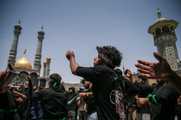 Iran : les cérémonies de l'Achoura commémorées dans la ville sainte de Qom