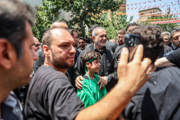 El presidente electo de Irán participa en luto de Ashura