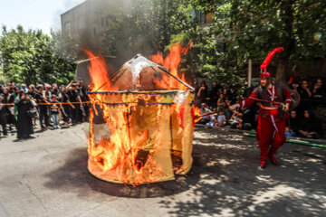 El presidente electo de Irán participa en luto de Ashura