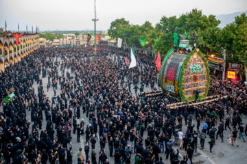 عزاداری و نخل‌برداری عاشورا در حسینیه باغ بهار مهریز