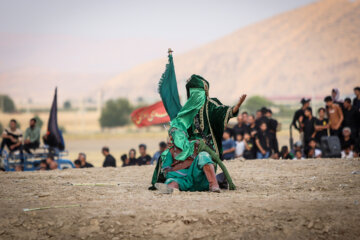 Iran : rituel de Ta'ziyeh dans le village Sahra Roud de Fasa au sud